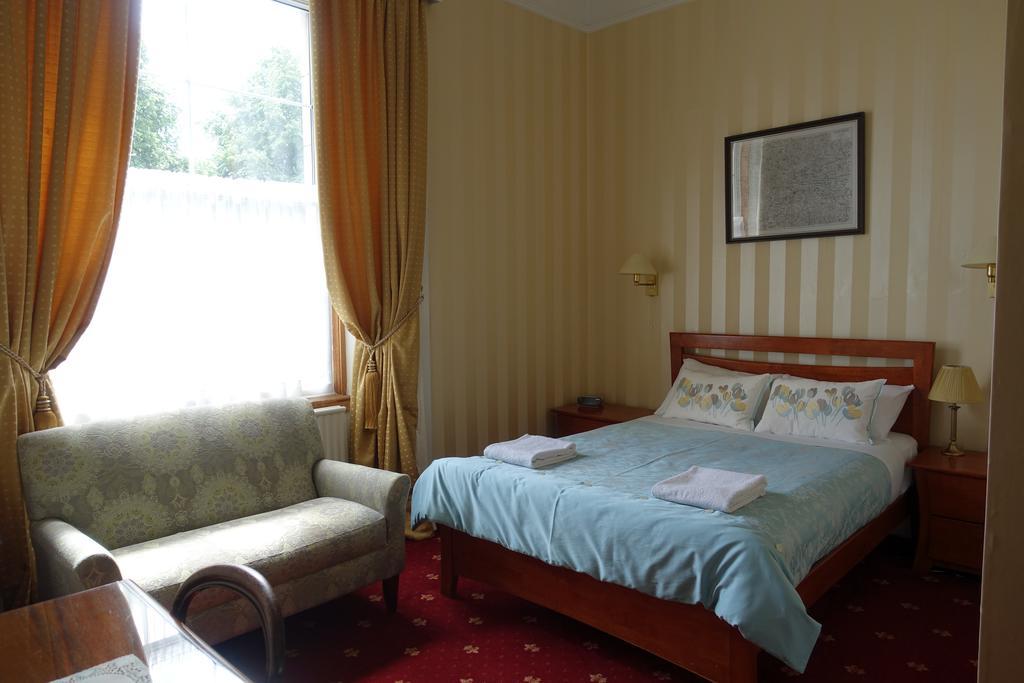 Ashgrove House Hotel เอดินบะระ ภายนอก รูปภาพ